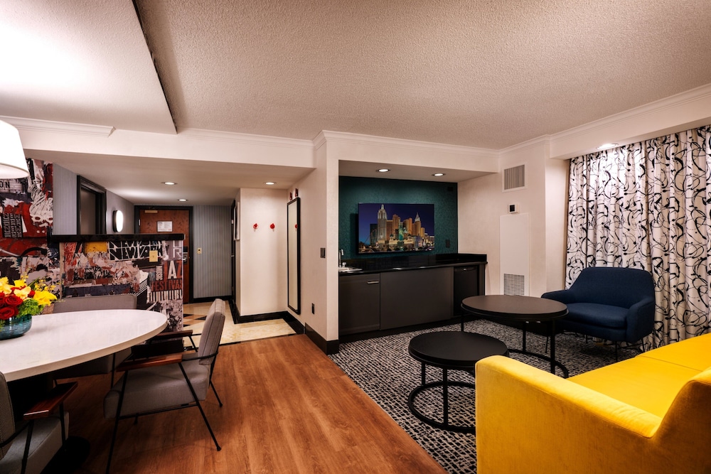 New York-New York Hotel & Casino — Hotel rooms in Las Vegas, Nevada