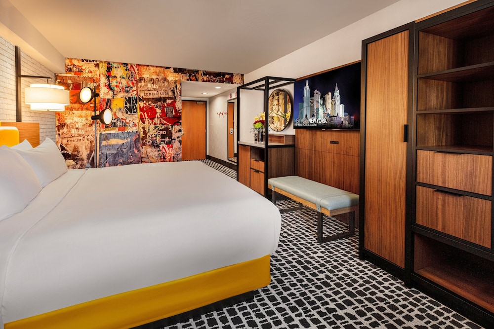New York-New York Hotel & Casino — Hotel rooms in Las Vegas, Nevada