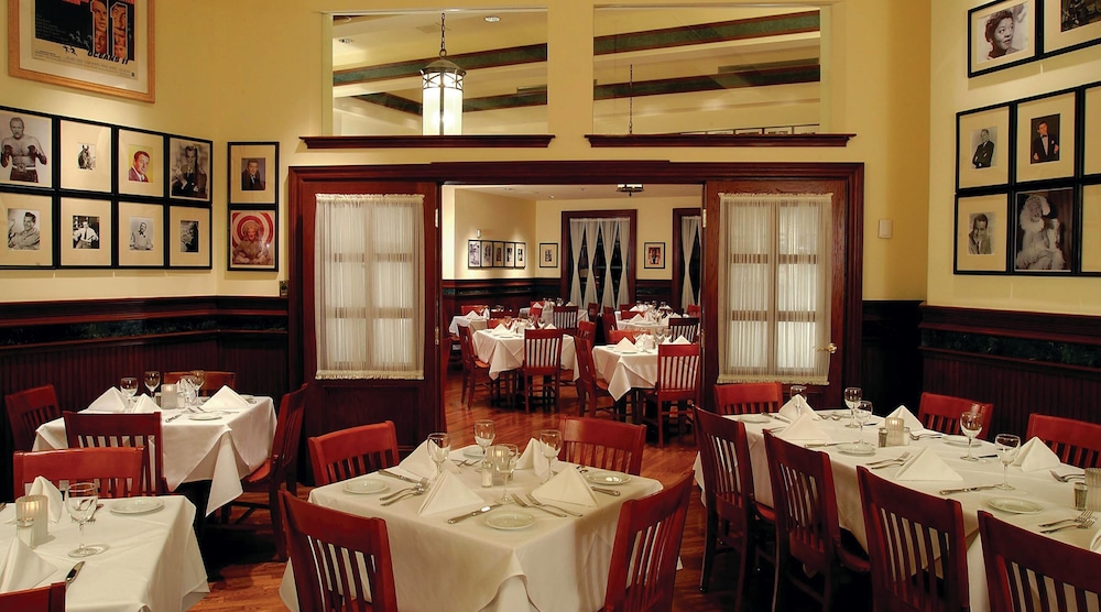 New York-New York Hotel & Casino — Restaurant & bars in Las Vegas, Nevada