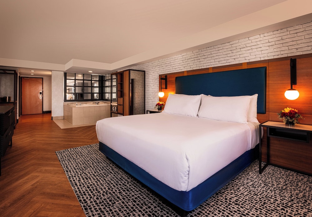 New York-New York Hotel & Casino — Hotel rooms in Las Vegas, Nevada