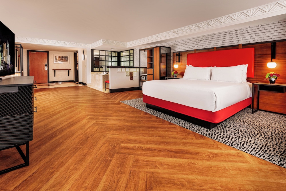 New York-New York Hotel & Casino — Hotel rooms in Las Vegas, Nevada