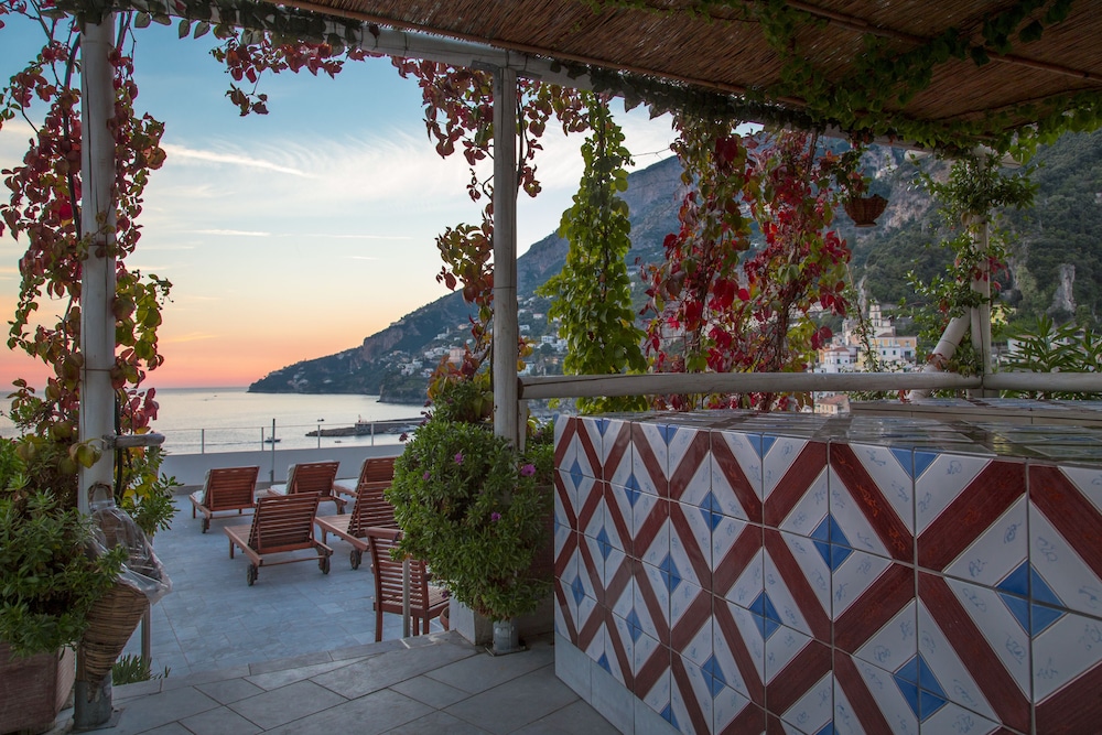 Hotel Marina Riviera — Restaurant & bars in Amalfi, Campania
