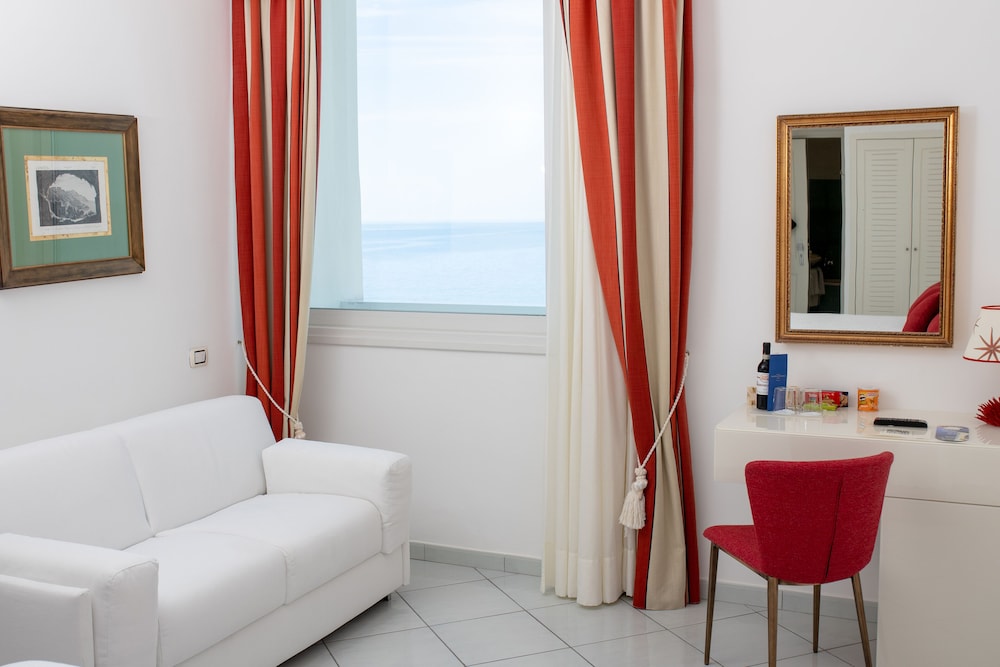 Hotel Marina Riviera — Hotel rooms in Amalfi, Campania