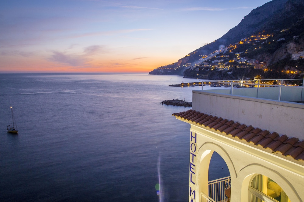 Hotel Marina Riviera — Hotel building in Amalfi, Campania
