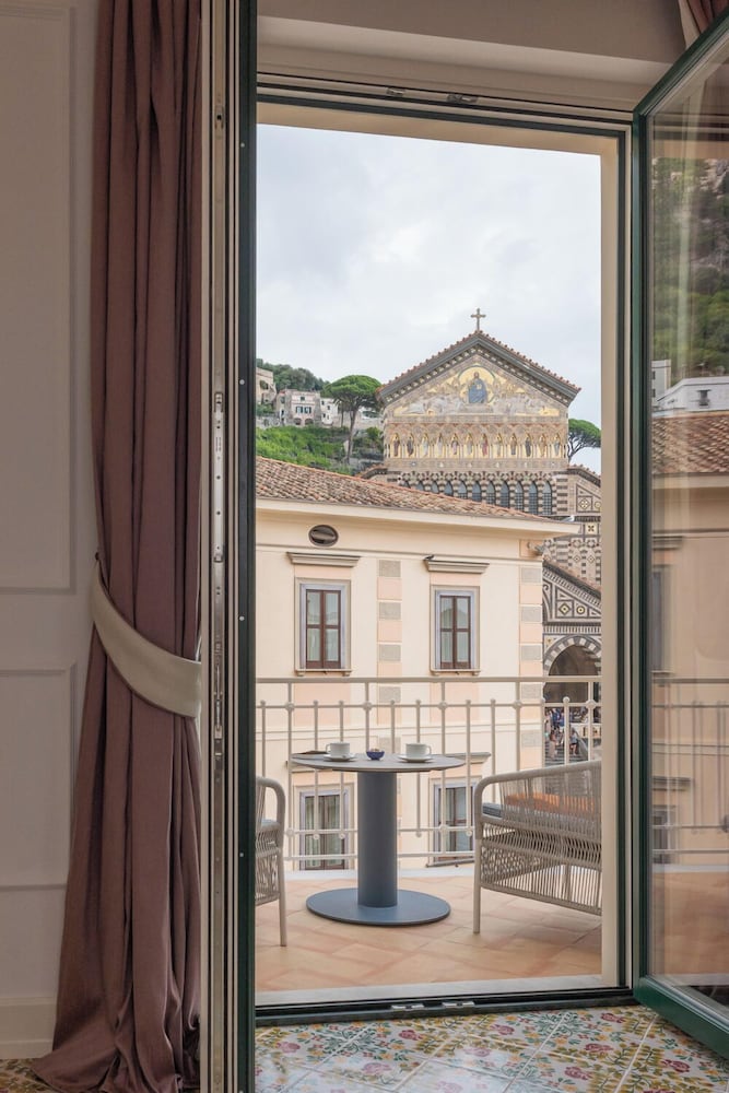 Hotel Marina Riviera — Hotel rooms in Amalfi, Campania