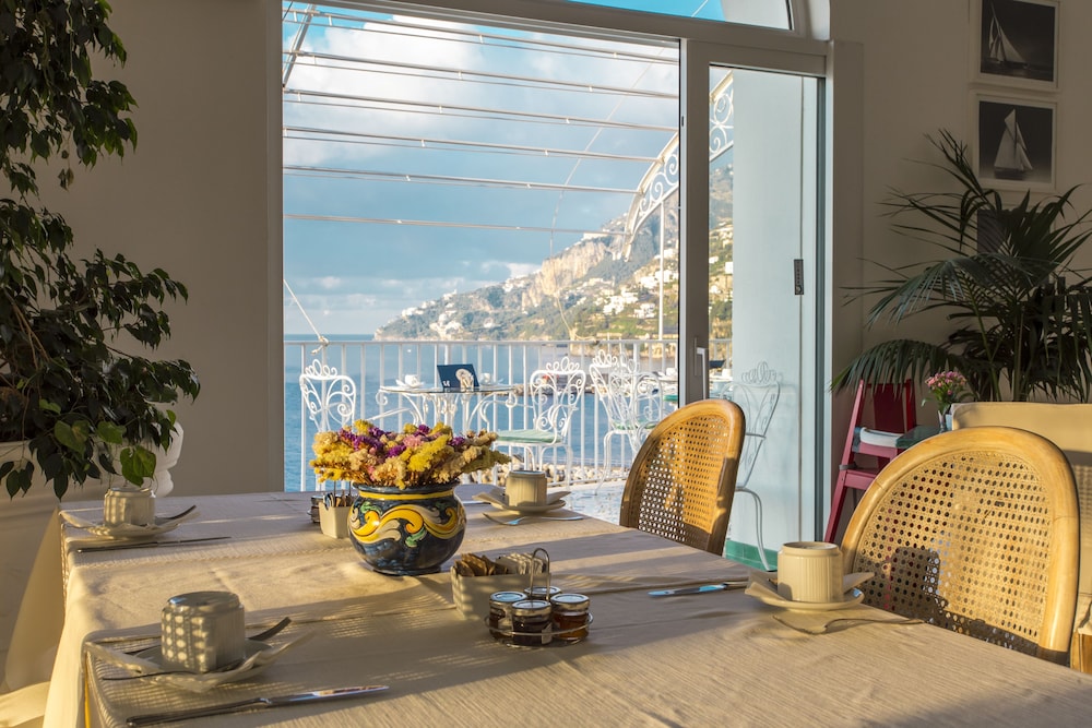 Hotel Marina Riviera — Restaurant & bars in Amalfi, Campania