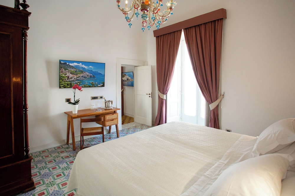 Hotel Marina Riviera — Hotel rooms in Amalfi, Campania