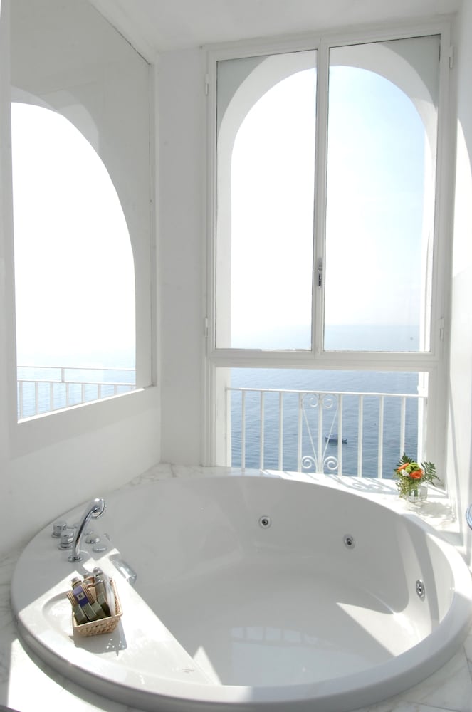 Hotel Marina Riviera — Hotel rooms in Amalfi, Campania