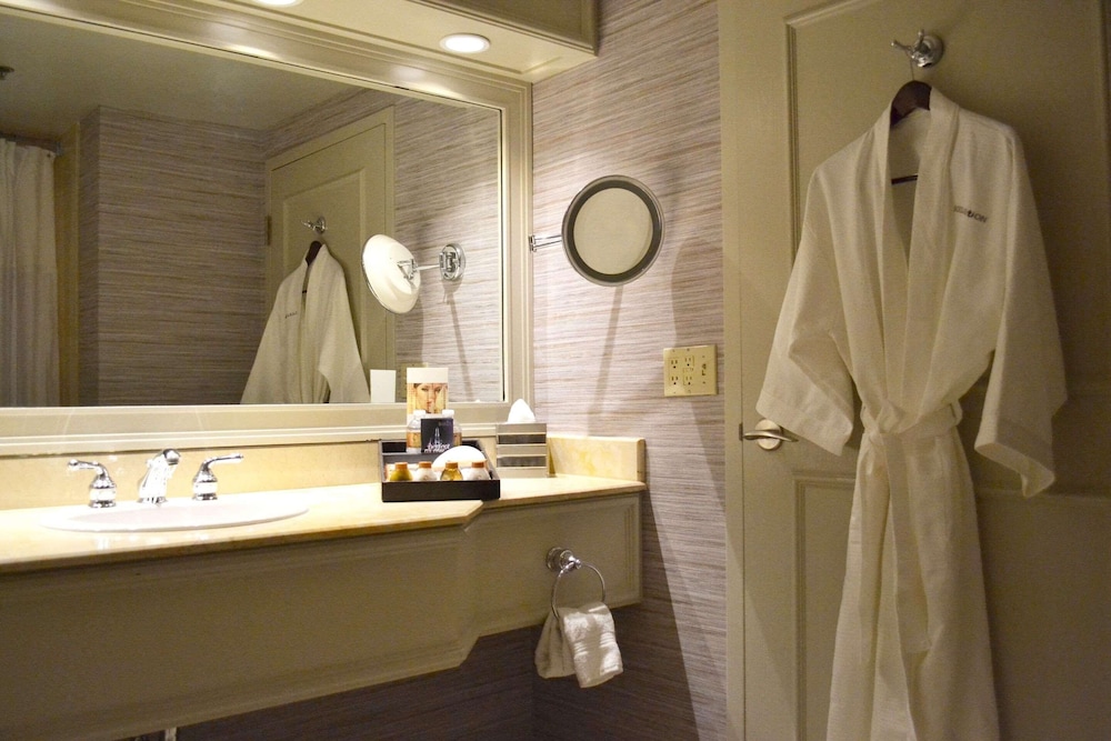 Treasure Island TI Las Vegas Hotel-Handwritten Collection — Hotel rooms in Las Vegas, Nevada