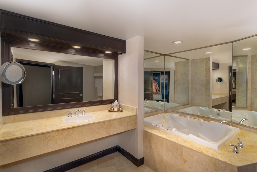 Treasure Island TI Las Vegas Hotel-Handwritten Collection — Hotel rooms in Las Vegas, Nevada