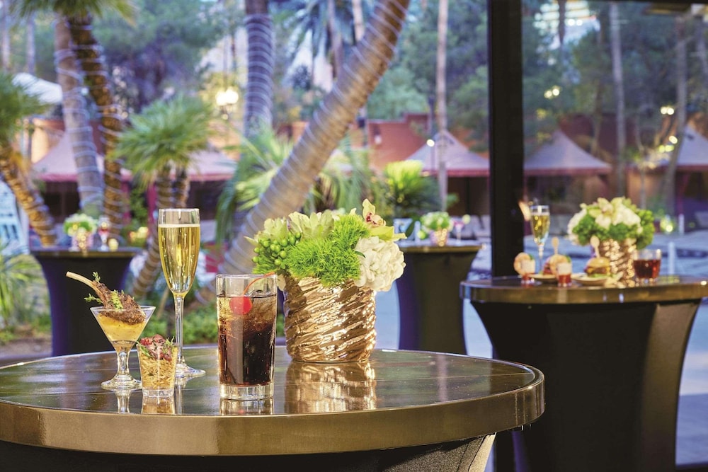 Treasure Island TI Las Vegas Hotel-Handwritten Collection — Restaurant & bars in Las Vegas, Nevada