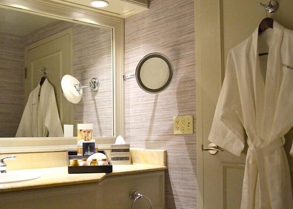 Treasure Island TI Las Vegas Hotel-Handwritten Collection — Hotel rooms in Las Vegas, Nevada