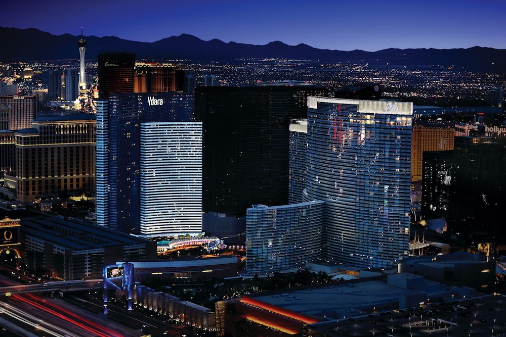 Vdara Hotel & Spa at ARIA Las Vegas — Hotel building in Las Vegas, Nevada