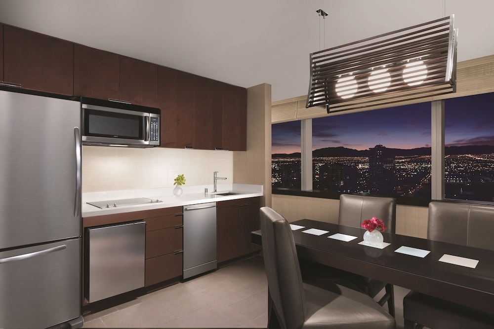 Vdara Hotel & Spa at ARIA Las Vegas — Hotel rooms in Las Vegas, Nevada