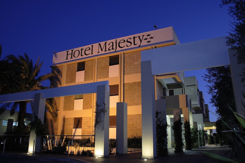 Hotel Majesty - zdjęcie 2