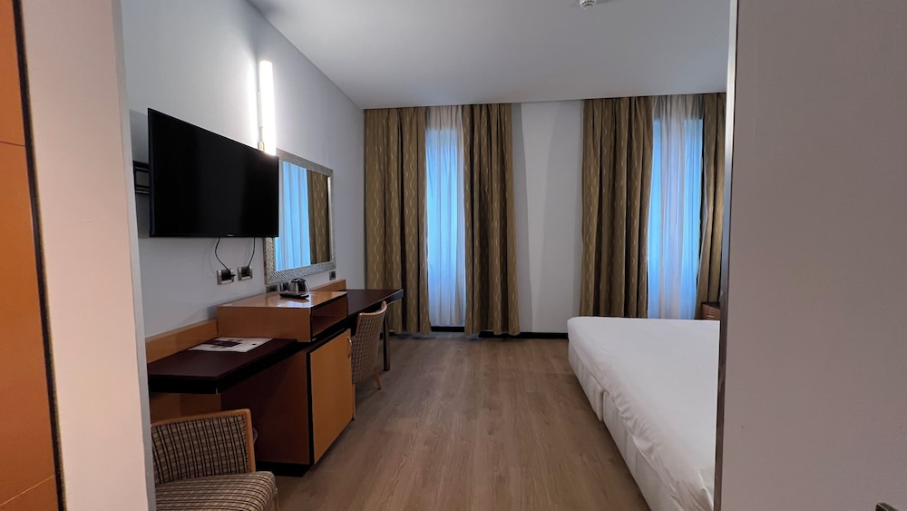 Hotel Igea — Hotel rooms in Brescia, Lombardy