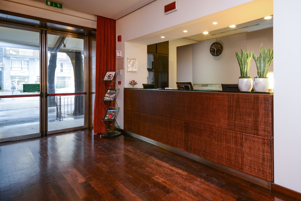 Hotel Igea — Hotel building in Brescia, Lombardy