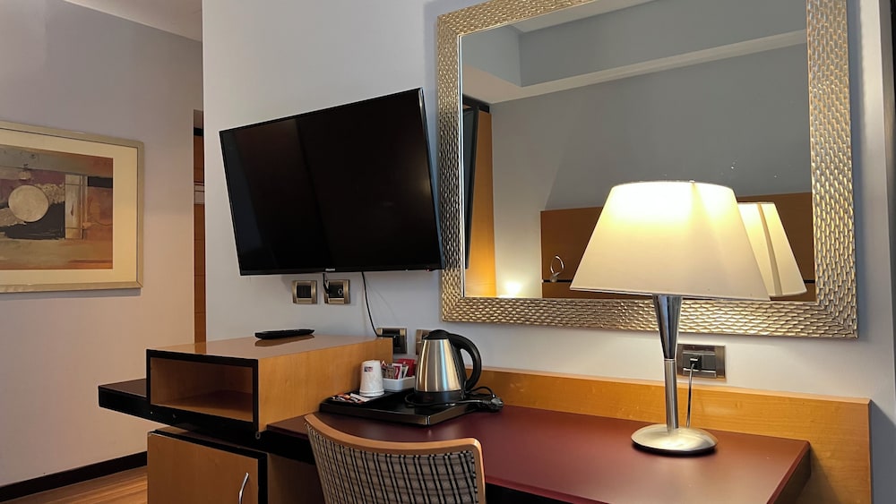 Hotel Igea — Hotel rooms in Brescia, Lombardy