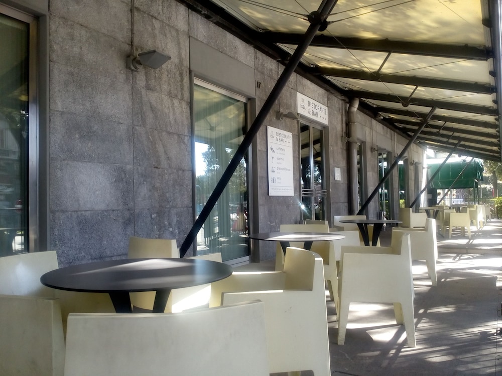 Hotel Igea — Restaurant & bars in Brescia, Lombardy
