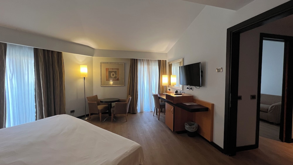 Hotel Igea — Hotel rooms in Brescia, Lombardy
