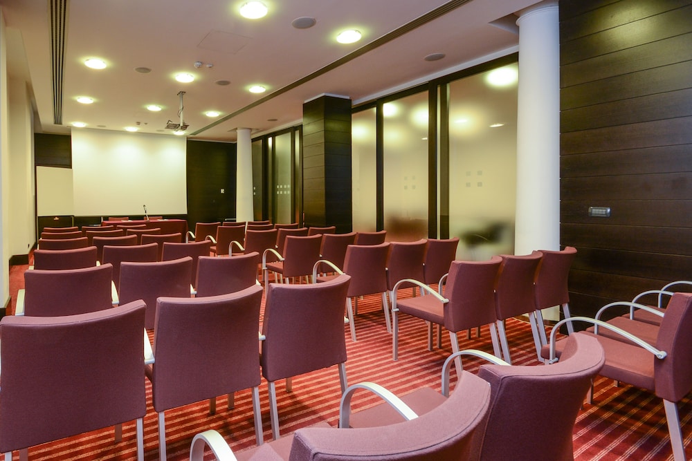 Hotel Igea — Hotel building in Brescia, Lombardy