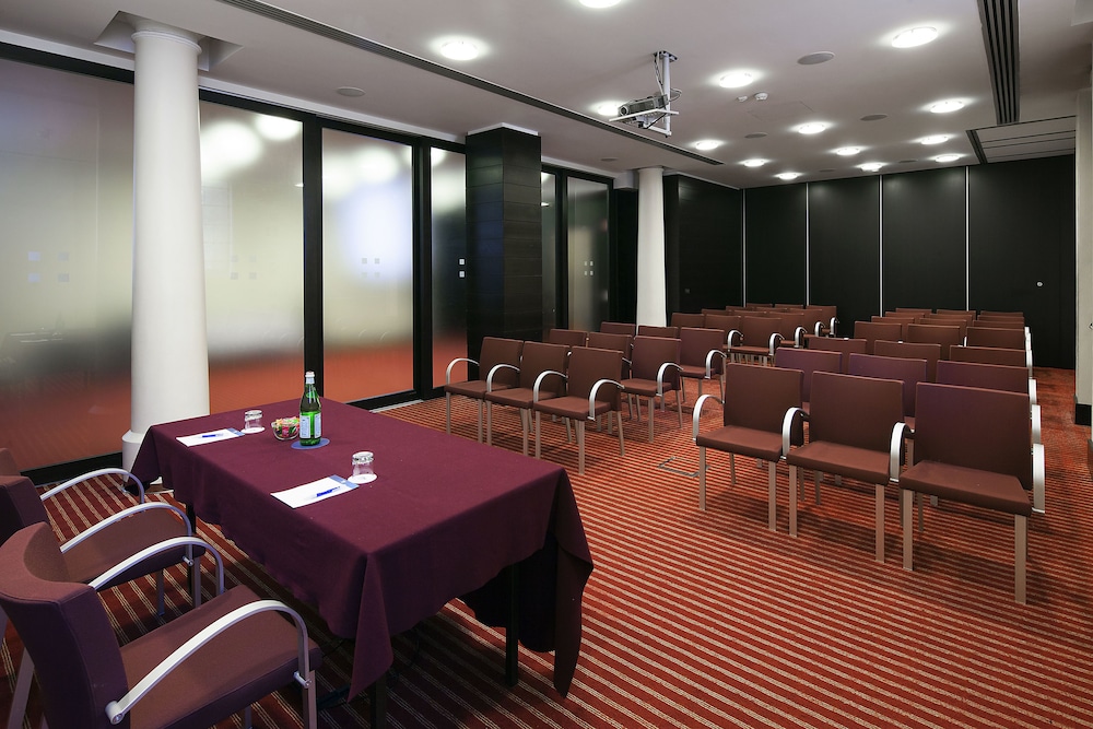 Hotel Igea — Hotel building in Brescia, Lombardy