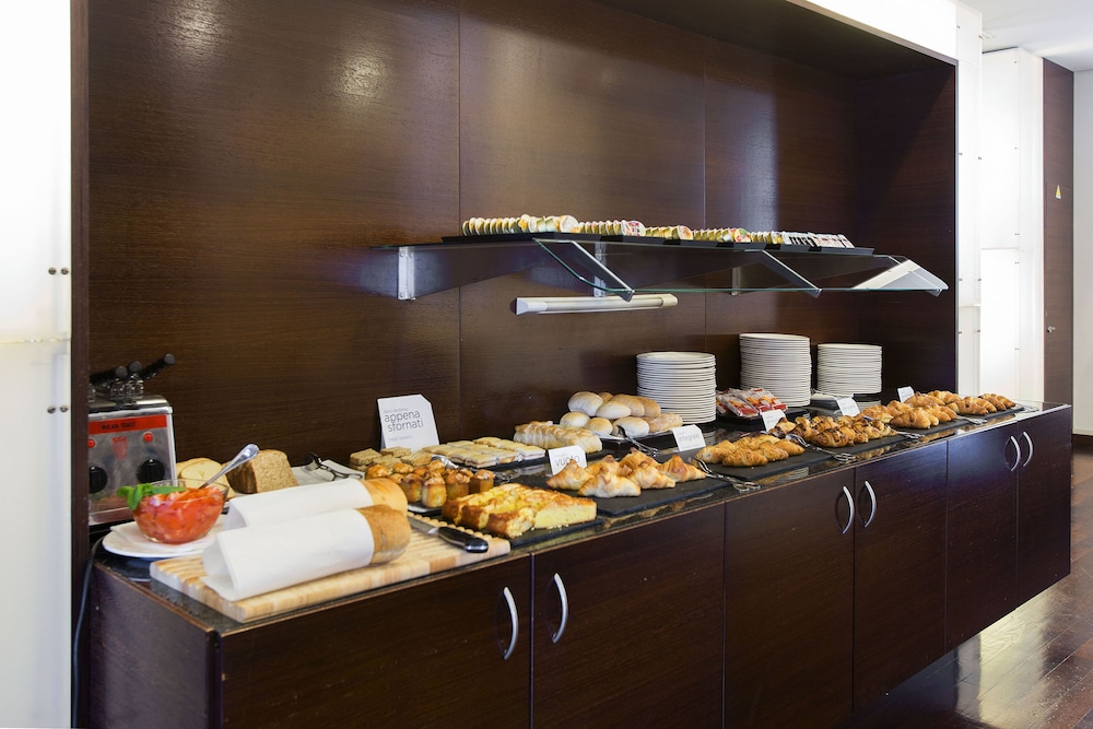 Hotel Igea — Restaurant & bars in Brescia, Lombardy
