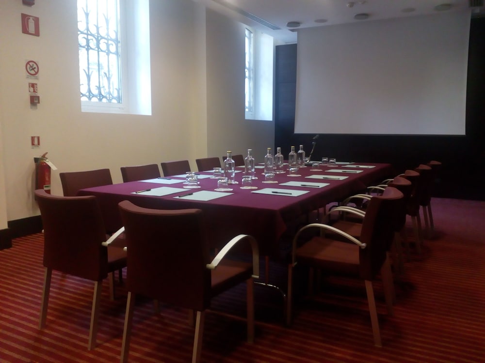 Hotel Igea — Hotel building in Brescia, Lombardy