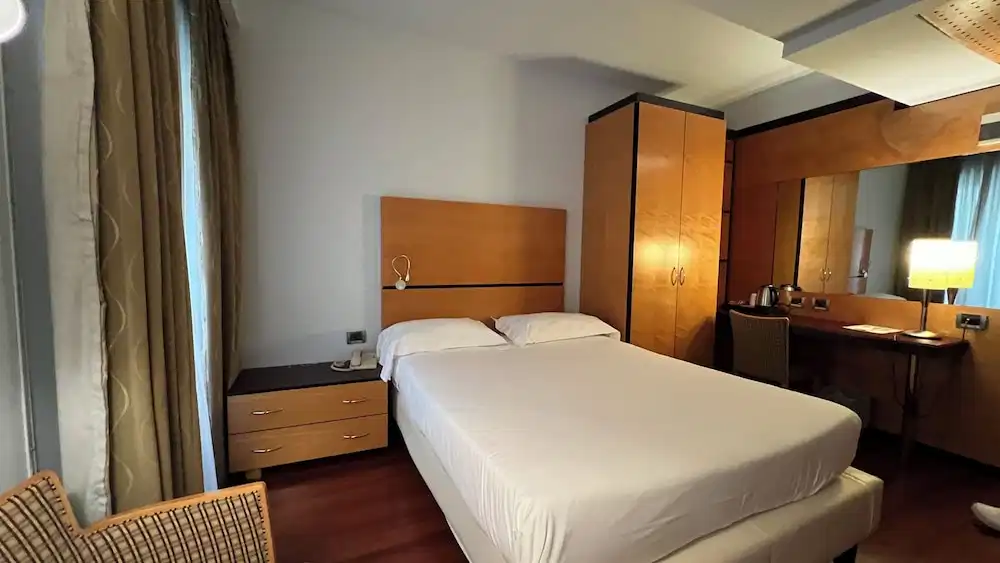 Hotel Igea — Hotel rooms in Brescia, Lombardy