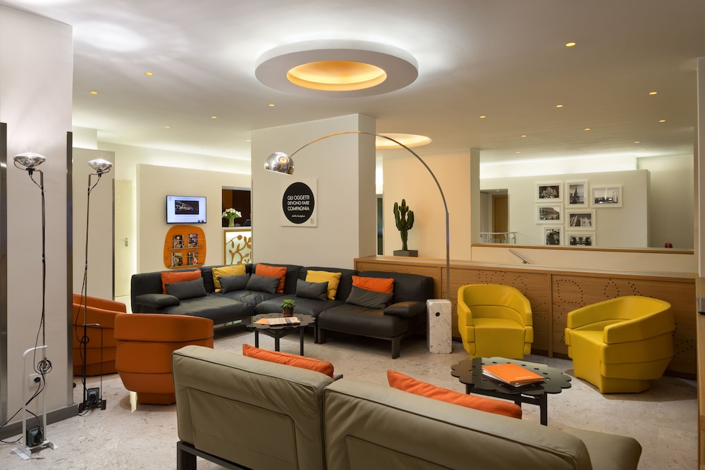 UNA Hotels Mediterraneo Milano — Hotel building in Milan, Lombardy
