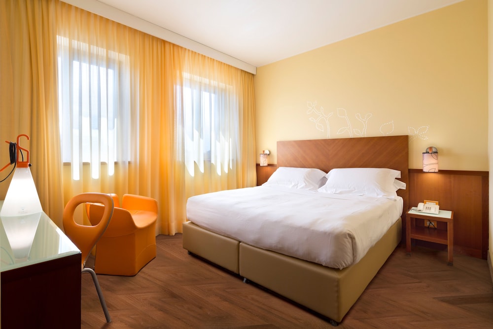 UNA Hotels Mediterraneo Milano - zdjęcie 4