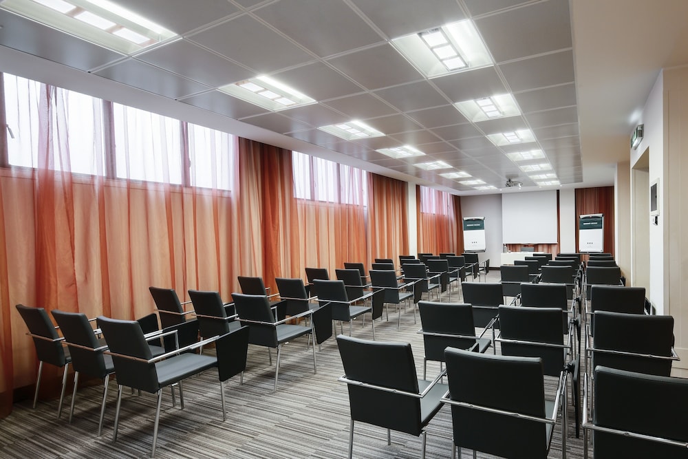 UNA Hotels Mediterraneo Milano — Hotel building in Milan, Lombardy