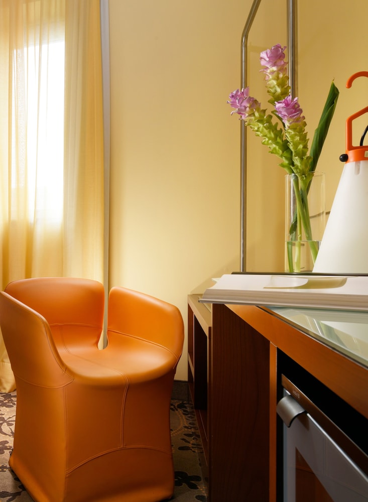 UNA Hotels Mediterraneo Milano — Hotel rooms in Milan, Lombardy