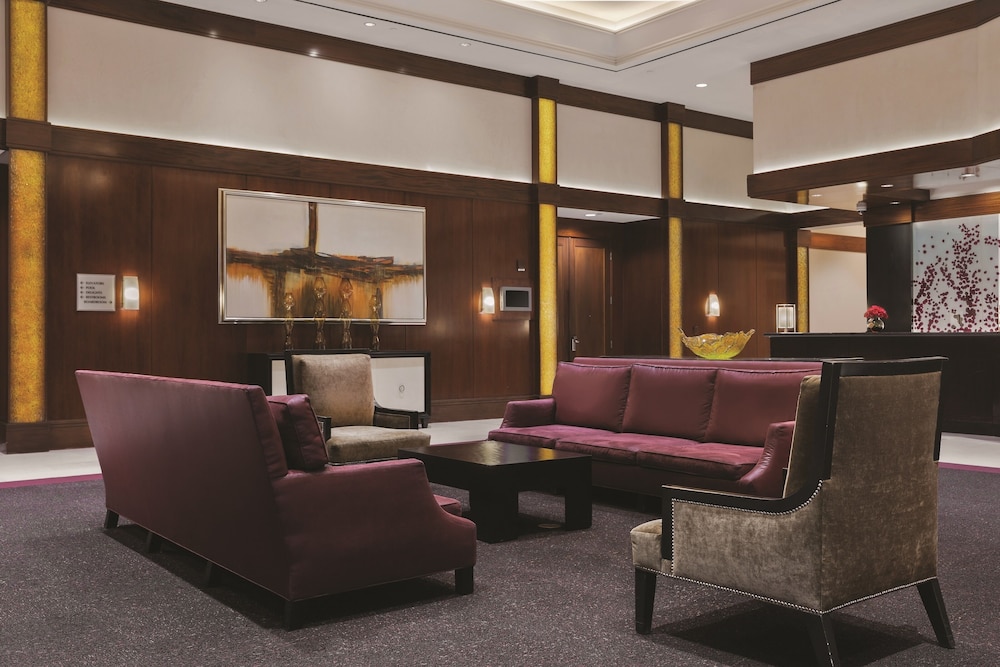 The Signature at MGM Grand (All Suites) — Hotel building in Las Vegas, Nevada