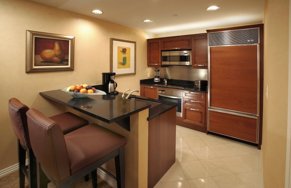 The Signature at MGM Grand (All Suites) — Hotel rooms in Las Vegas, Nevada