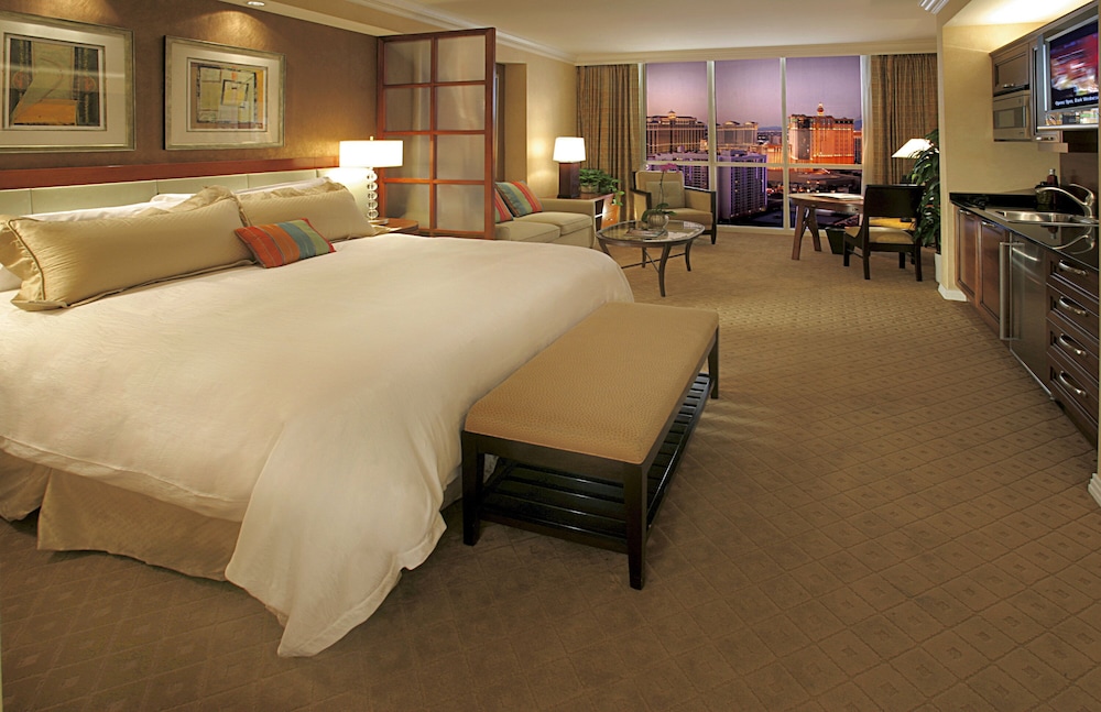 The Signature at MGM Grand (All Suites) — Hotel rooms in Las Vegas, Nevada