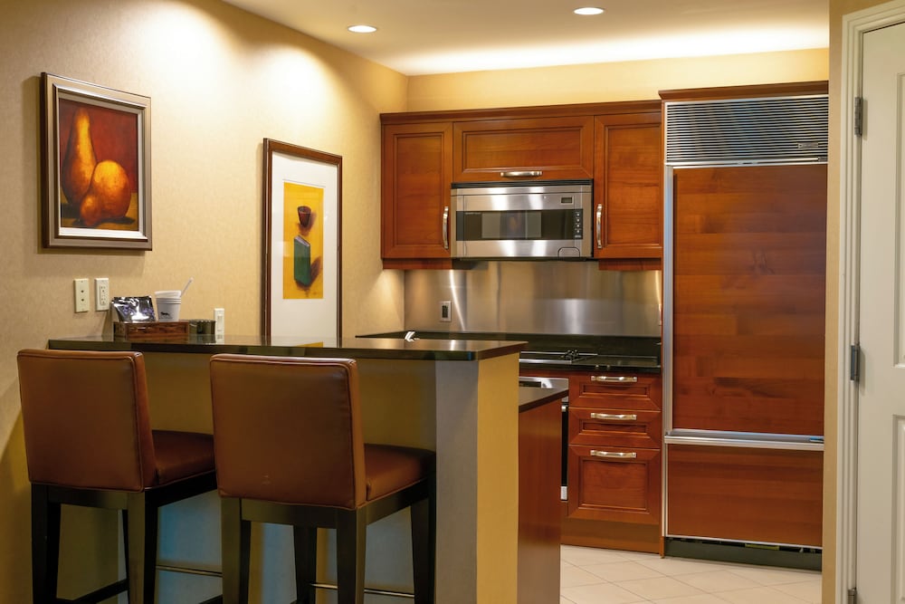 The Signature at MGM Grand (All Suites) — Hotel rooms in Las Vegas, Nevada