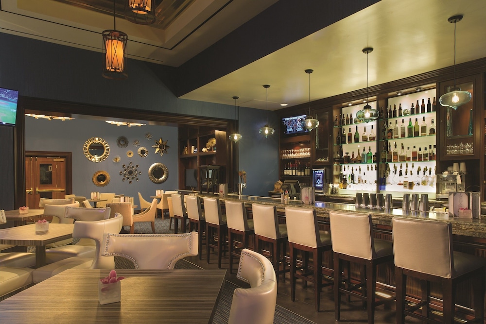 The Signature at MGM Grand (All Suites) — Restaurant & bars in Las Vegas, Nevada