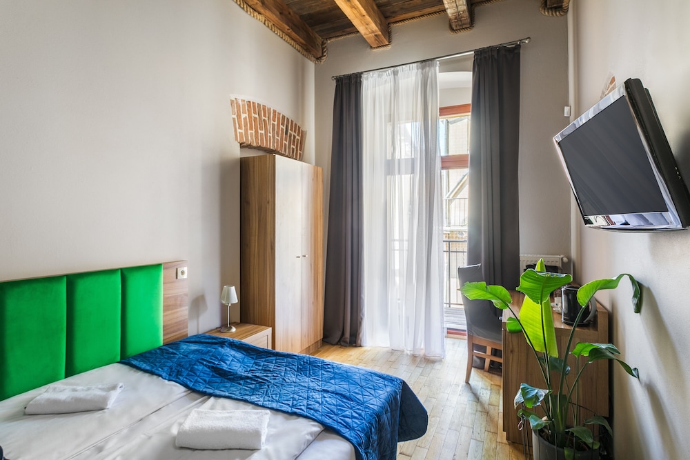 Aparthotel Pergamin — Hotel rooms in Krakow, Lesser Poland