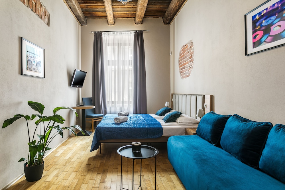 Aparthotel Pergamin — Hotel rooms in Krakow, Lesser Poland