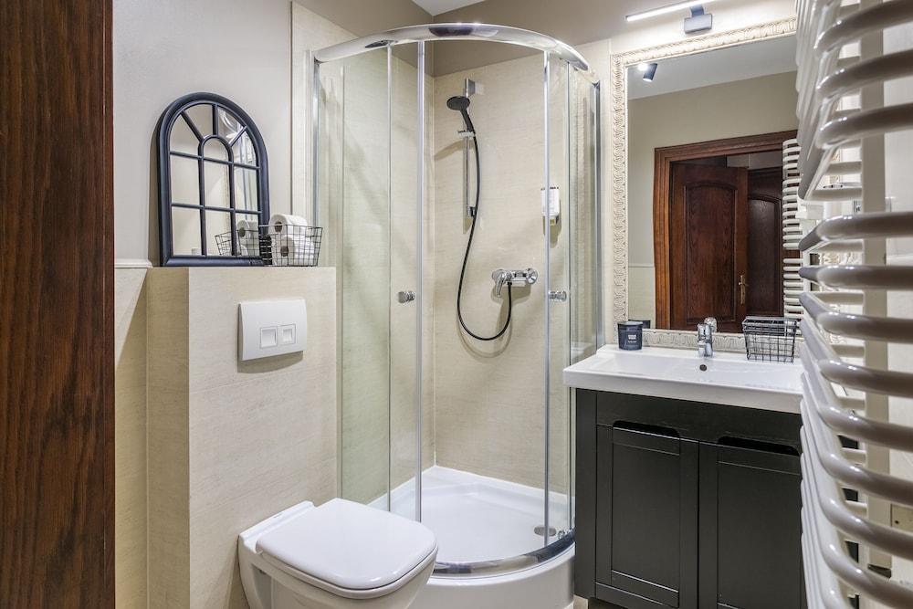 Aparthotel Pergamin — Hotel rooms in Krakow, Lesser Poland