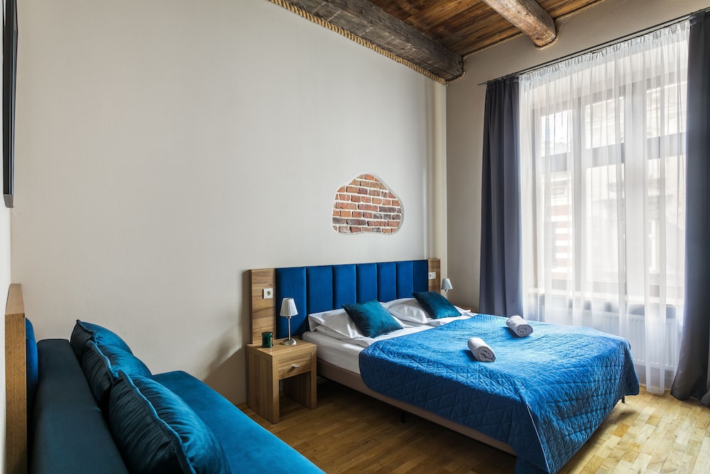 Aparthotel Pergamin — Hotel rooms in Krakow, Lesser Poland