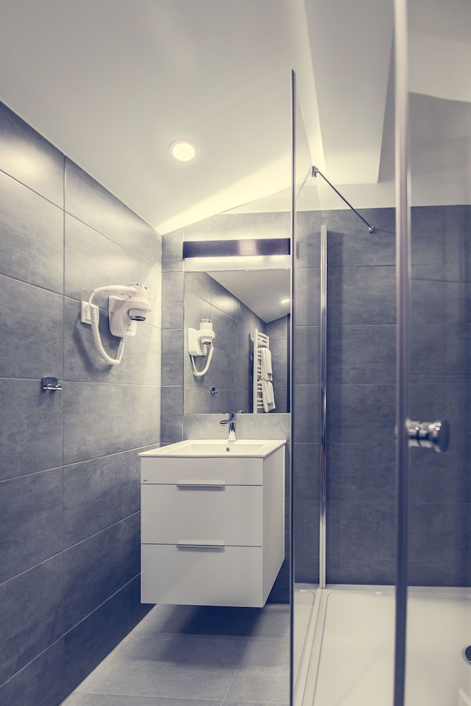 Lwowska 1 — Hotel rooms in Krakow, Lesser Poland