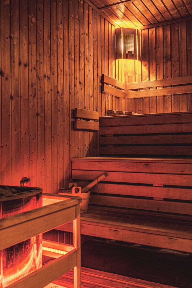 Lwowska 1 — Spa in Krakow, Lesser Poland