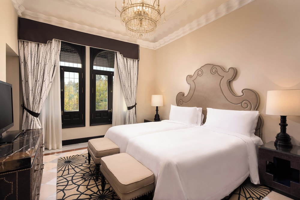 Hotel Alfonso XIII, a Luxury Collection Hotel, Seville — Hotel rooms in Seville, Andalusia
