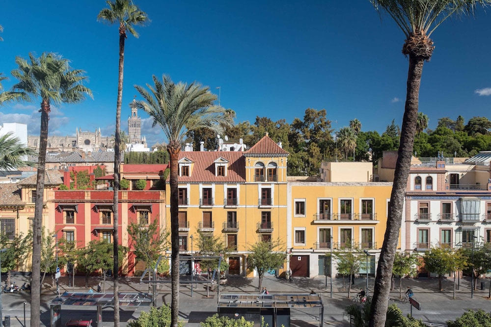 Hotel Alfonso XIII, a Luxury Collection Hotel, Seville — Hotel building in Seville, Andalusia