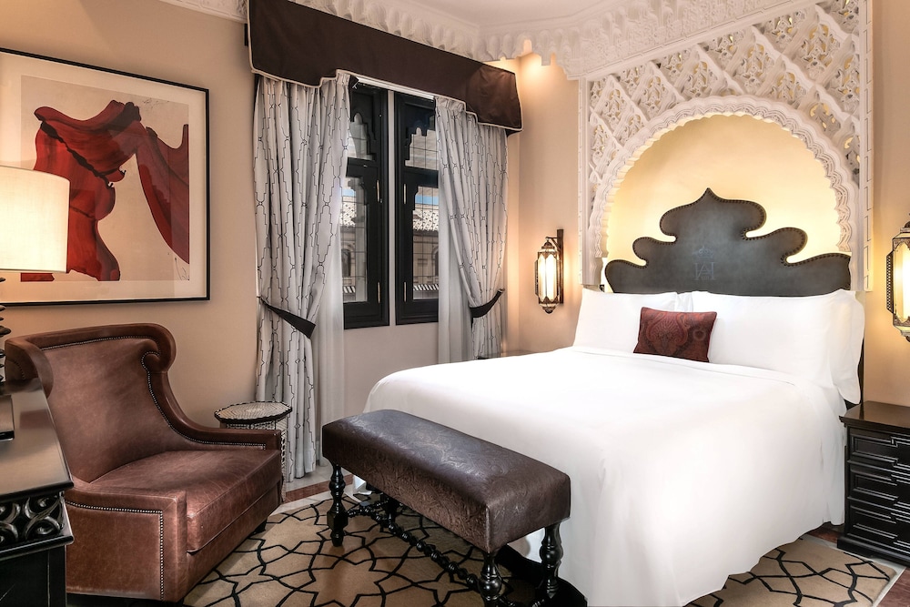 Hotel Alfonso XIII, a Luxury Collection Hotel, Seville — Hotel rooms in Seville, Andalusia