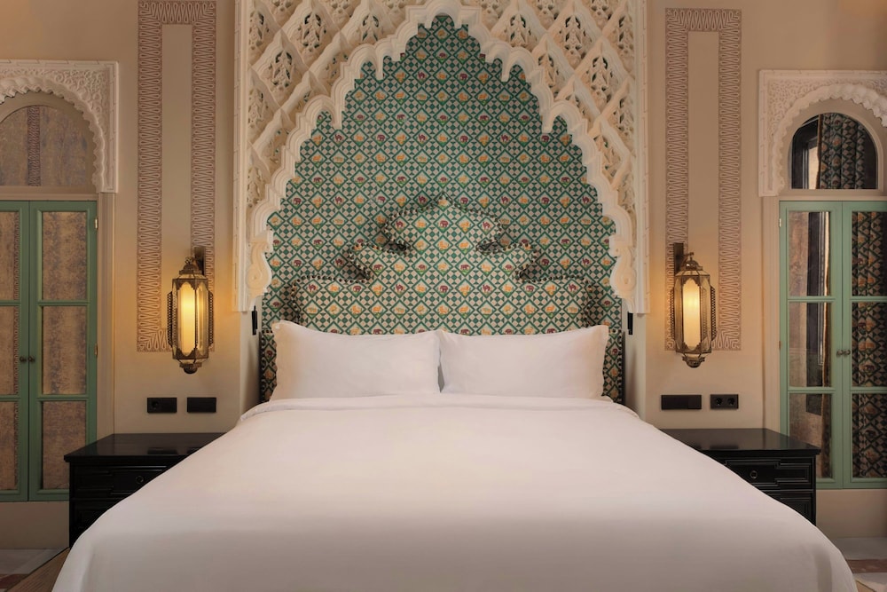 Hotel Alfonso XIII, a Luxury Collection Hotel, Seville — Hotel rooms in Seville, Andalusia