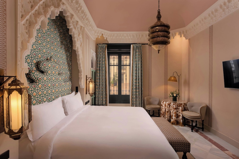 Hotel Alfonso XIII, a Luxury Collection Hotel, Seville — Hotel rooms in Seville, Andalusia