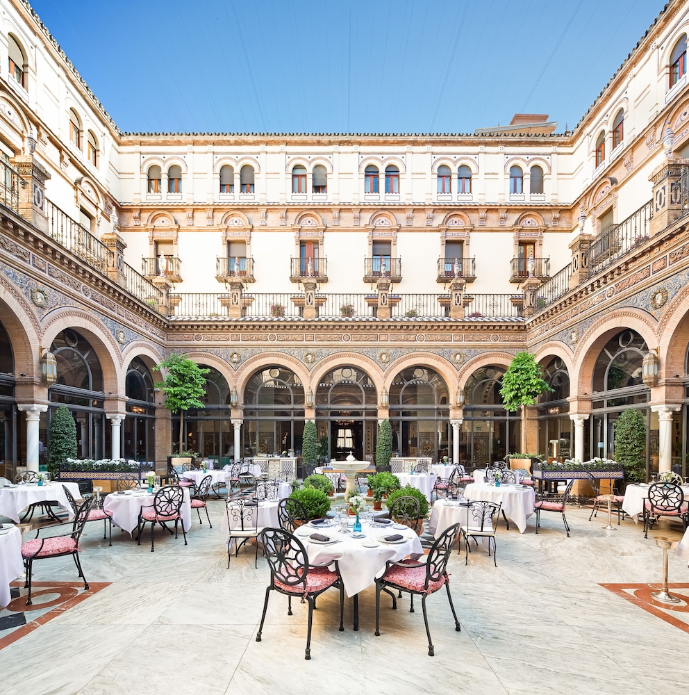 Hotel Alfonso XIII, a Luxury Collection Hotel, Seville — Restaurant & bars in Seville, Andalusia